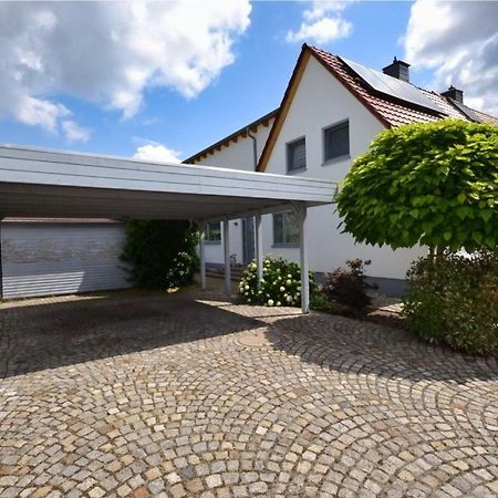 Sehr Schoenes Und Grosses Haus In Dresden - Partys Und Andere Feierlichkeiten Sind Wegen Eventueller Laermbelaestigung Nicht Gestattet Exterior foto