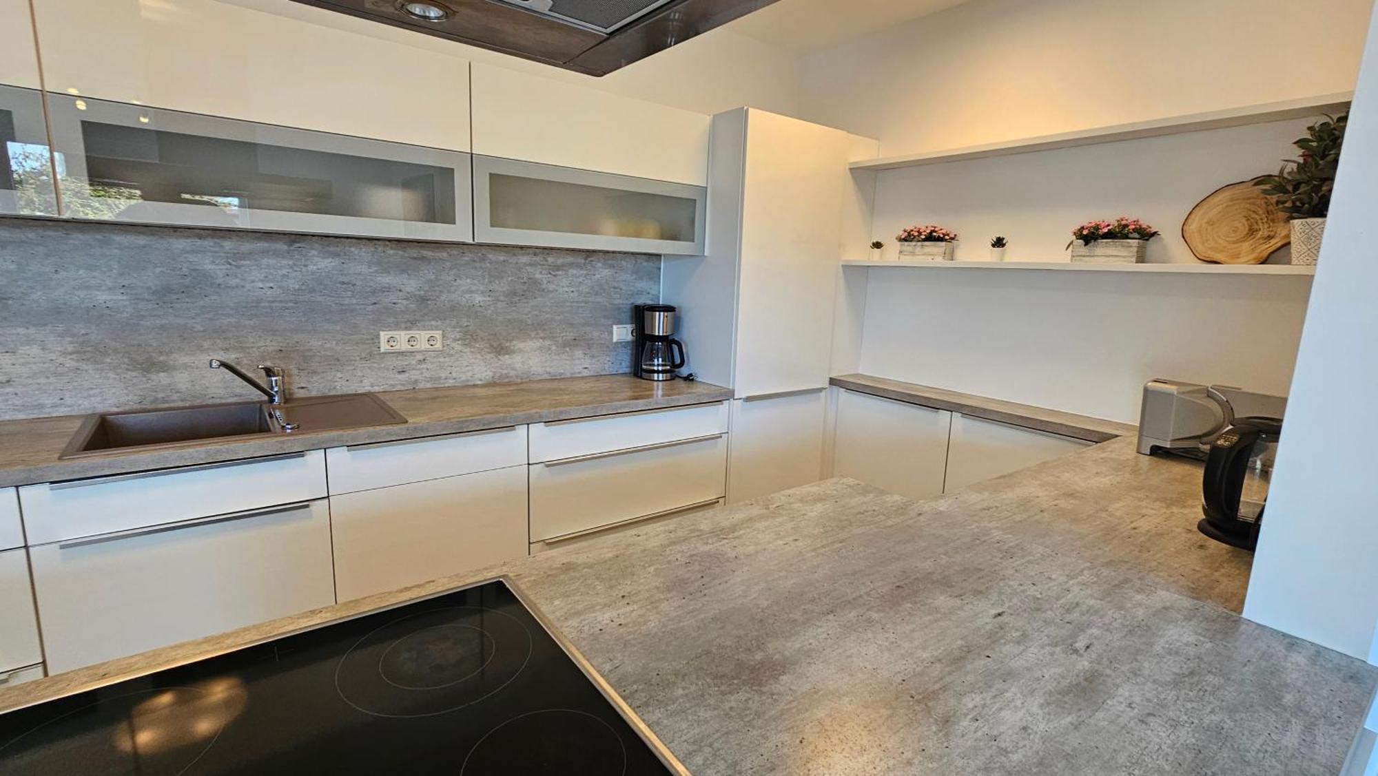 Sehr Schoenes Und Grosses Haus In Dresden - Partys Und Andere Feierlichkeiten Sind Wegen Eventueller Laermbelaestigung Nicht Gestattet Exterior foto